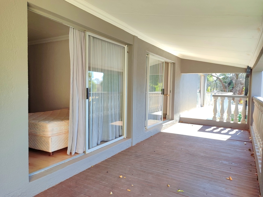 6 Bedroom Property for Sale in Doringkruin North West